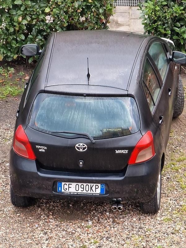 Usata Toyota Yaris 90 CV (66 kW) 2008 Utilitaria