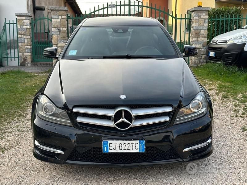 Usata Mercedes C220 Avantgarde 170 CV (125 kW) 2011 Nero Coupé
