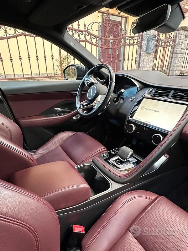 Usata Jaguar E-Pace R-Dynamic 2022 Nero SUV