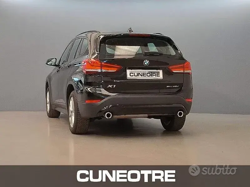 Usata BMW X1 Efficient Dynamics 190 CV (139 kW) 2022 Nero SUV