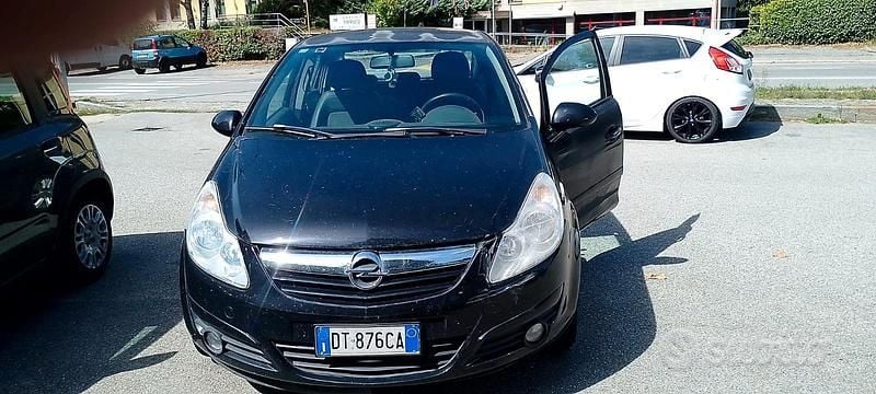 Usata Opel Corsa 69 CV (50 kW) 2008 Utilitaria