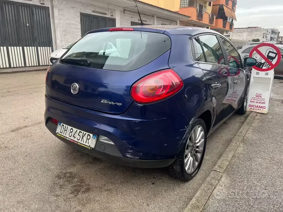 Usata Fiat Bravo 120 CV (88 kW) 2008 Blu Utilitaria