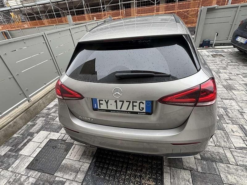 Usata Mercedes A180 Premium 116 CV (85 kW) 2019 Berlina