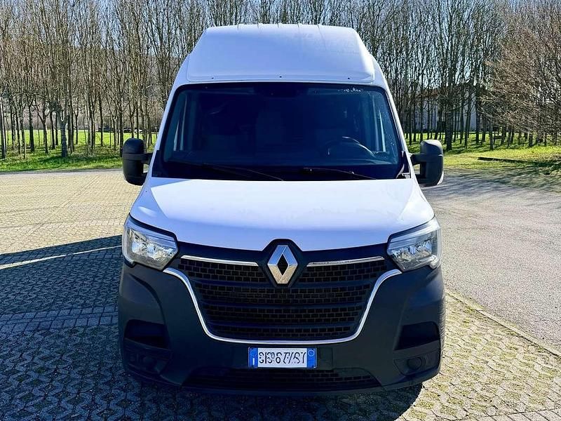 Usata Renault Master 136 CV (100 kW) 2022 Bianco Monovolume