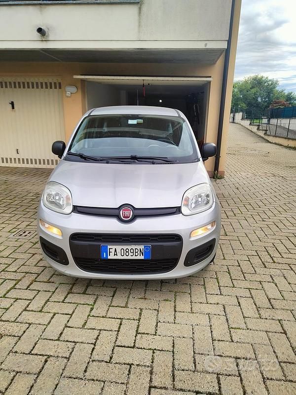 Usata Fiat Panda 75 CV (55 kW) 2015 Grigio Utilitaria