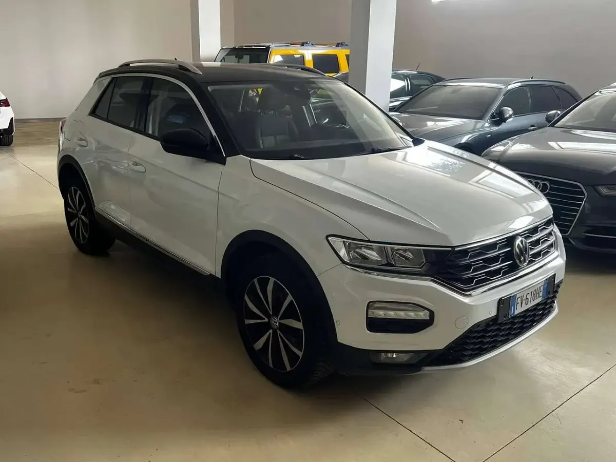 Usata VW T-Roc Style 116 CV (85 kW) 2019 Bianco SUV