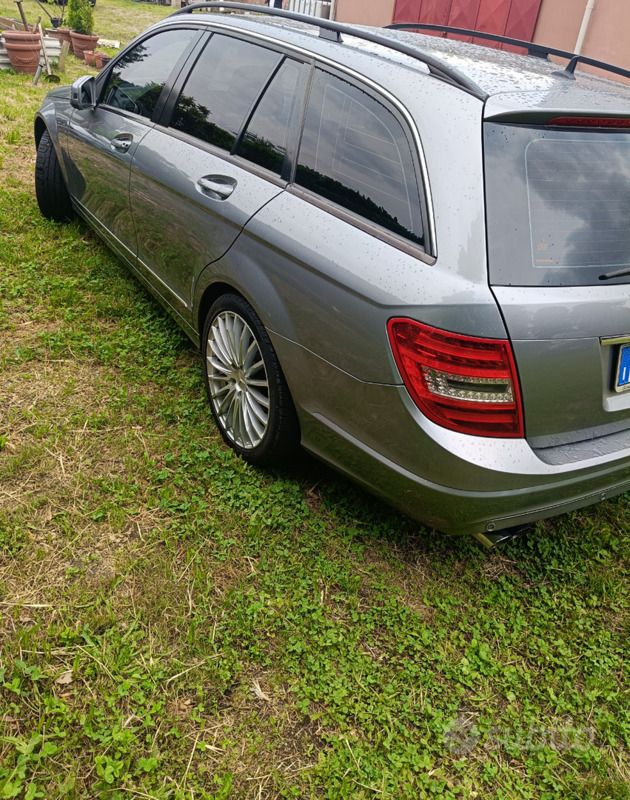 Usata Mercedes C200 2011 Grigio Station wagon