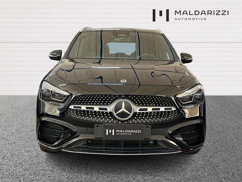 Usata Mercedes GLA200 AMG 150 CV (110 kW) 2023 Nero SUV