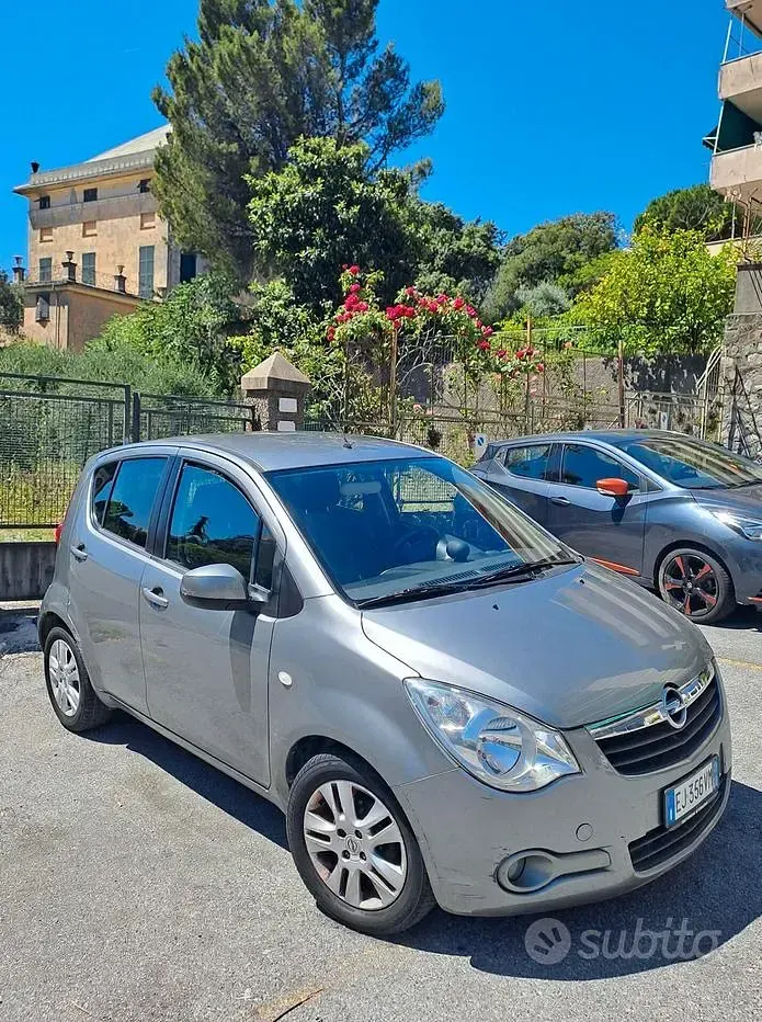 Usata Opel Agila 94 CV (69 kW) 2011 Grigio Utilitaria
