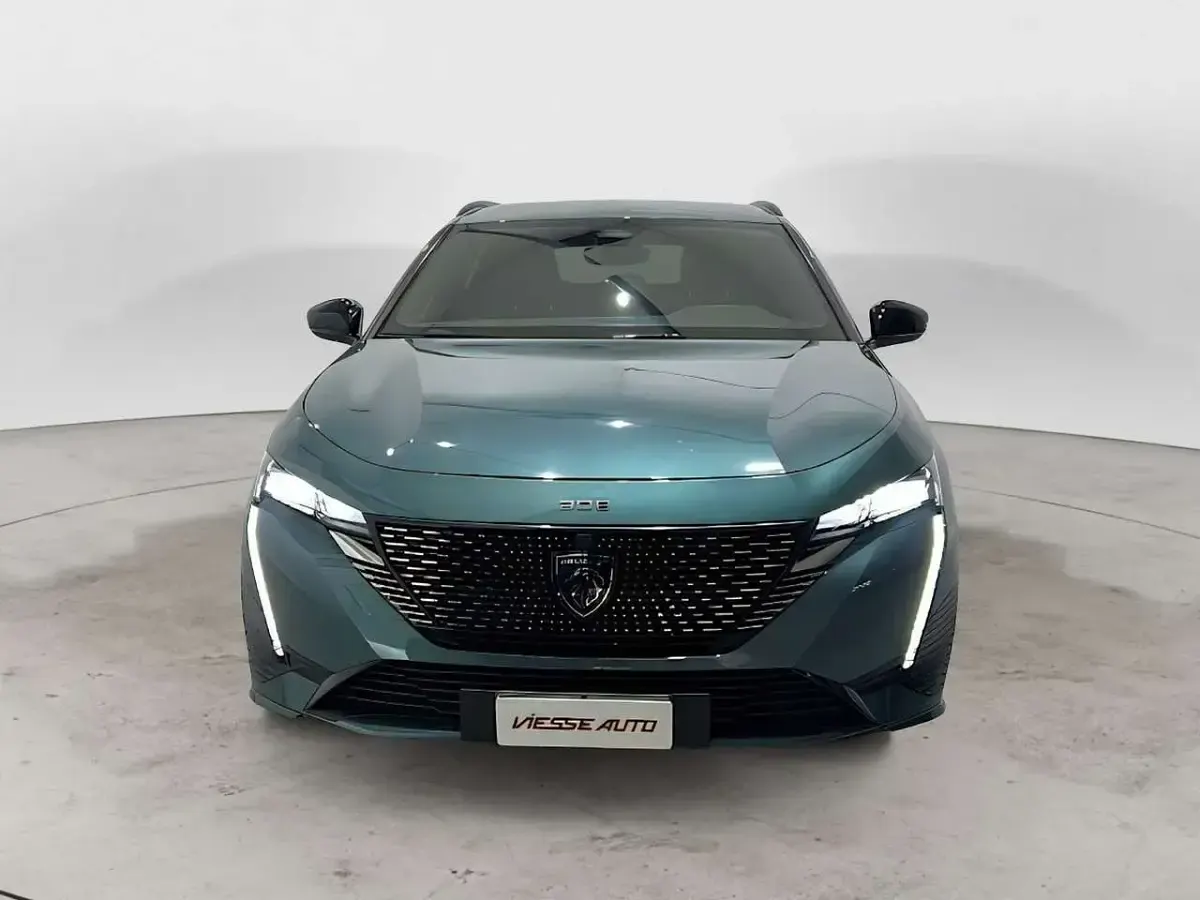 Usata Peugeot 308 SW GT 150 CV (110 kW) 2022 Verde acqua Station wagon