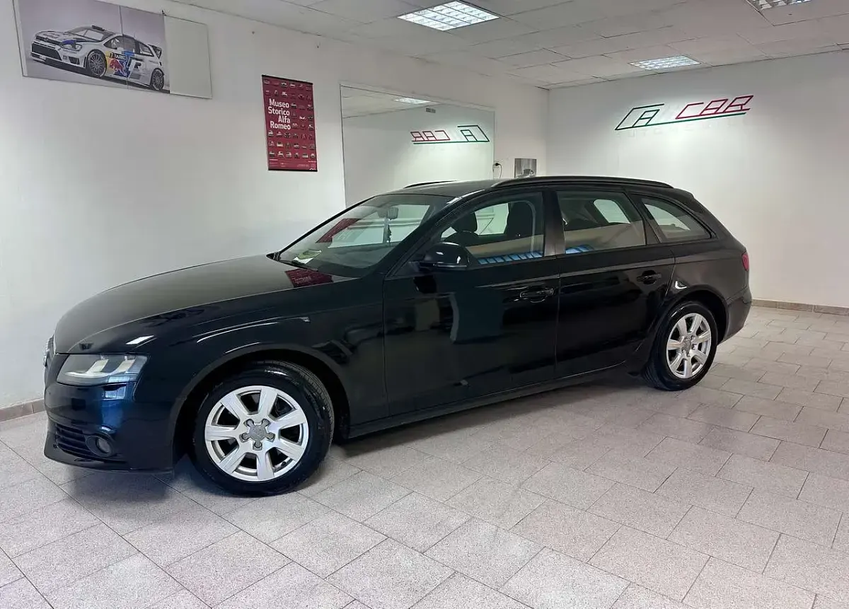 Usata Audi A4 Advanced Plus 120 CV (88 kW) 2009 Nero Station wagon