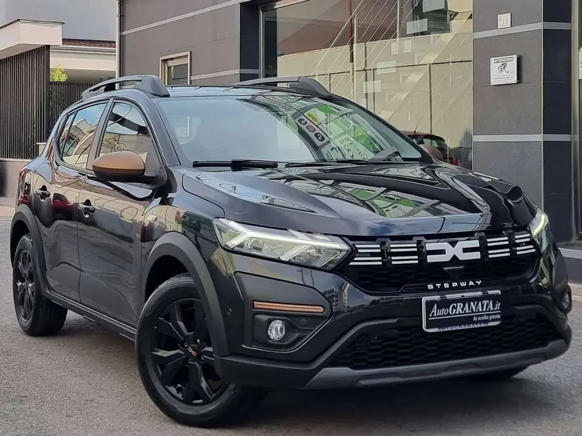 Usata Dacia Sandero Extreme 101 CV (74 kW) 2024 Nero Berlina