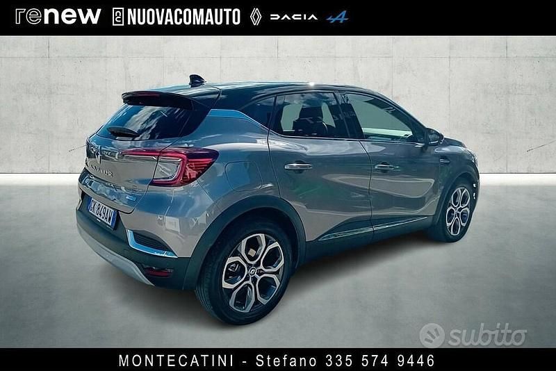 Usata Renault Captur Intens 145 CV (106 kW) 2022 Grigio scuro SUV