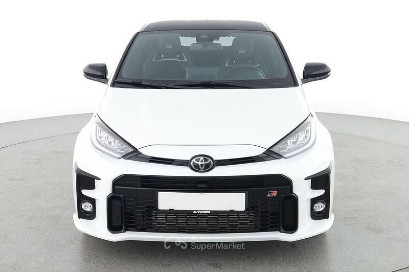 Usata Toyota Yaris 261 CV (191 kW) 2021 Bianco Utilitaria