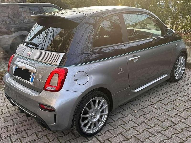 Usata Abarth 695 179 CV (131 kW) 2019 Argento Utilitaria