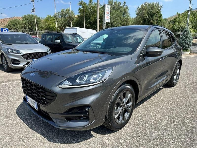 Usata Ford Kuga ST-Line 120 CV (88 kW) 2021 Grigio SUV