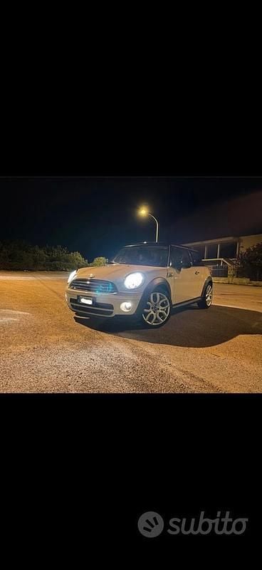 Usata Mini Cooper D 109 CV (80 kW) 2009 Utilitaria