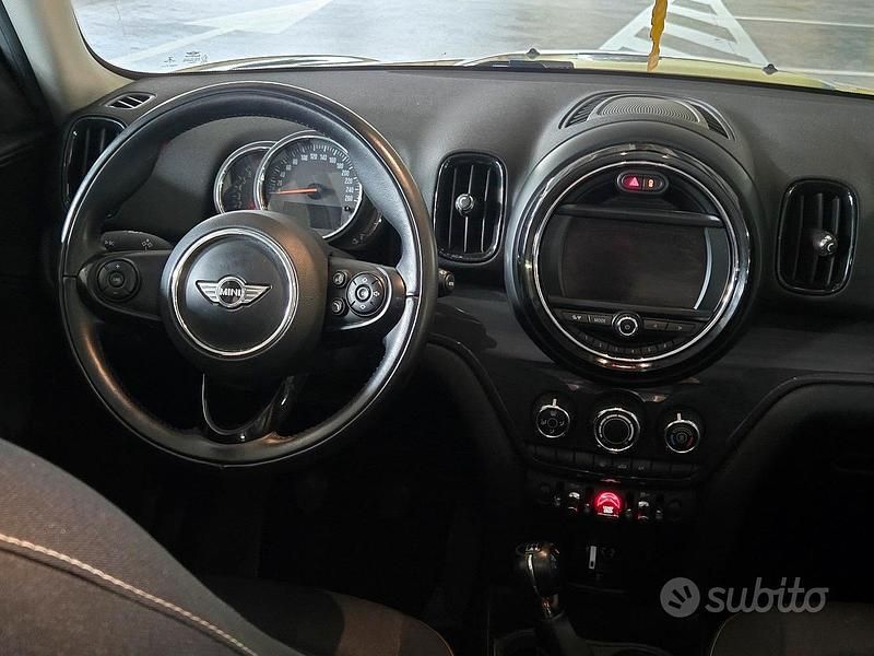 Usado Mini Cooper 136 HP (100 kW) 2017 Cinzento Citadino