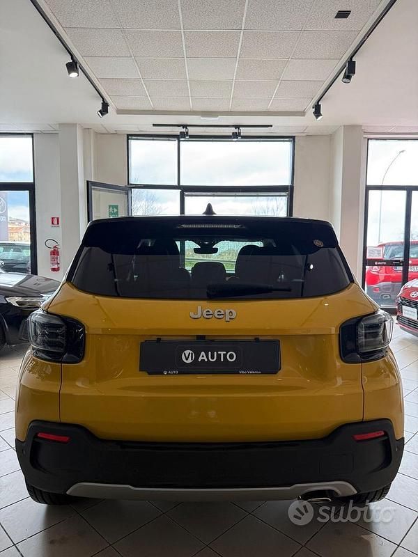 Usata Jeep Avenger Summit 101 CV (74 kW) 2023 Giallo SUV