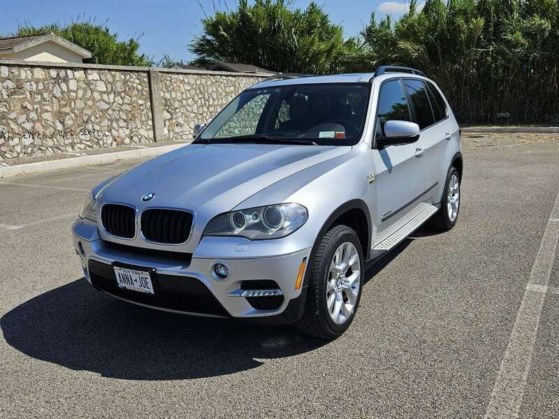 Usato 2012 BMW X5 3.0 Benzin 306 CV (17.000 €)