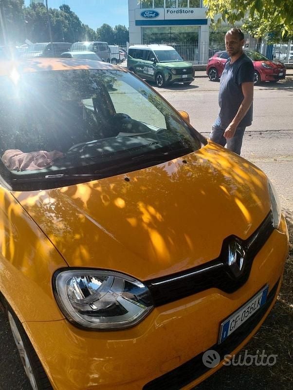 Usata Renault Twingo 60 kW (82 CV) 2021 Utilitaria