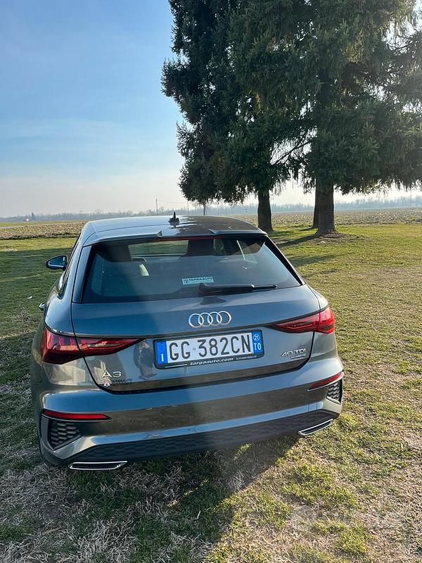 Usata Audi A3 190 CV (139 kW) 2021 Grigio Berlina