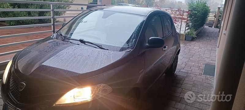 Usata Lancia Ypsilon 2019 Nero Utilitaria