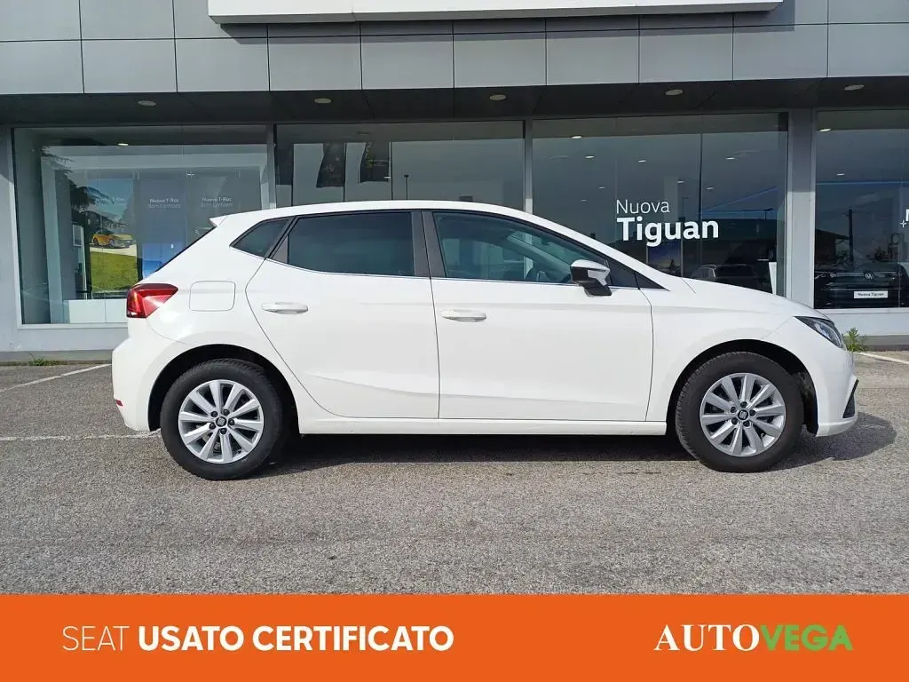 Usata Seat Ibiza Style 75 CV (55 kW) 2018 Bianco / pastello Utilitaria