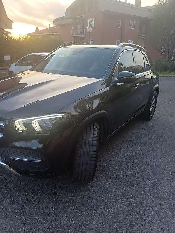 Usata Mercedes GLE300 333 CV (244 kW) 2021 Nero SUV