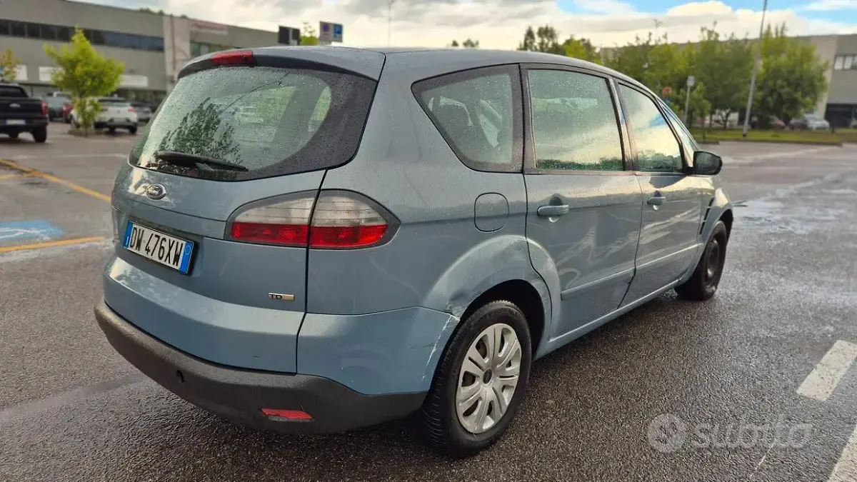 Usata Ford S-MAX S 140 CV (102 kW) 2009 Blu Monovolume