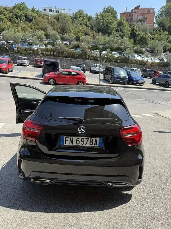 Usata Mercedes A180 Premium 109 CV (80 kW) 2018 Berlina