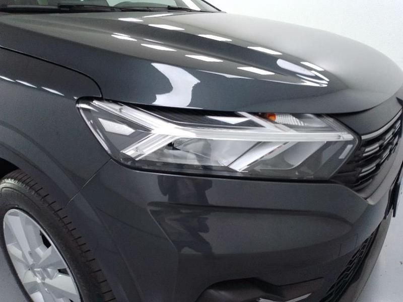 Usata Dacia Sandero Comfort 100 CV (73 kW) 2022 Grigio Utilitaria