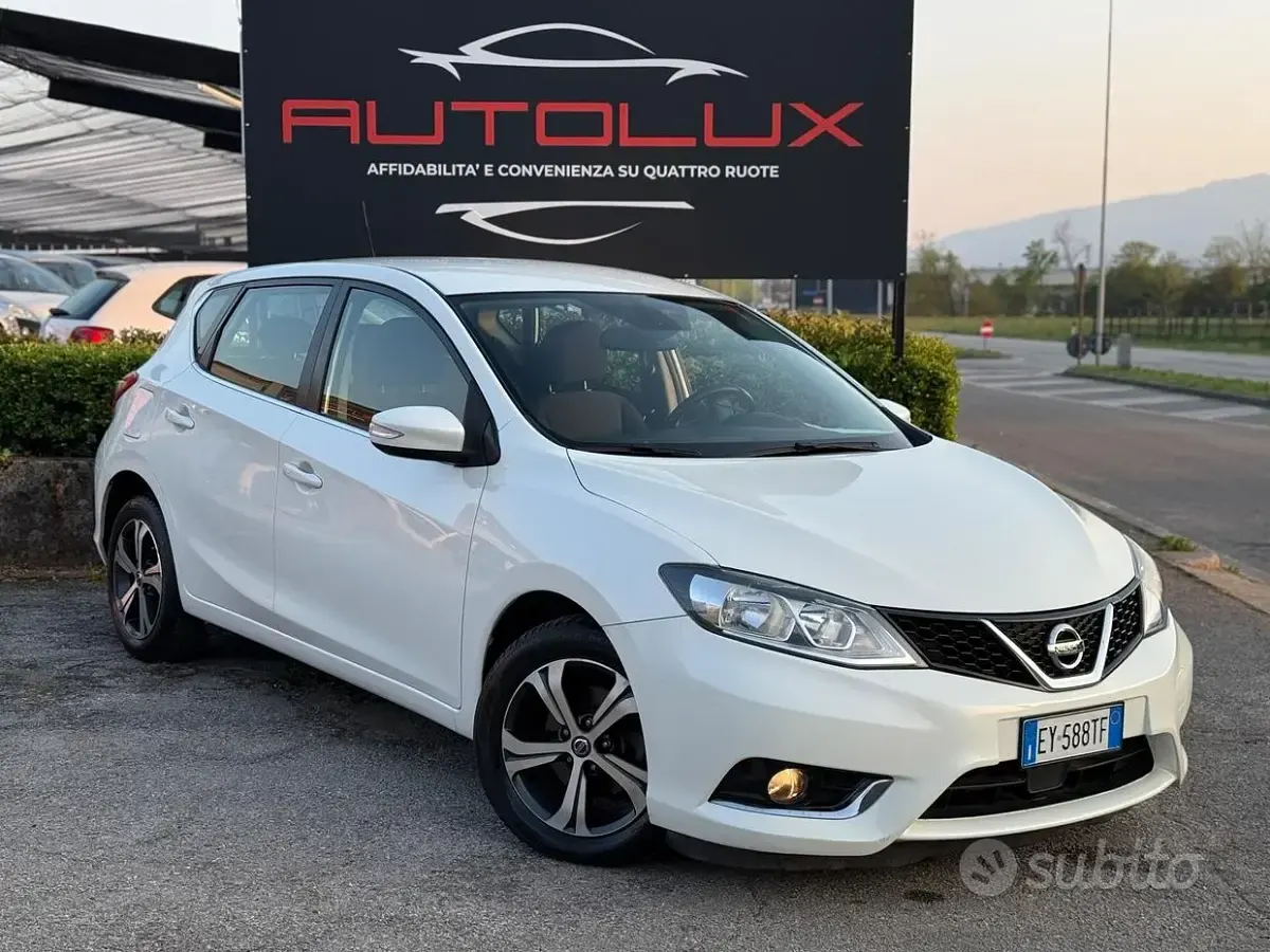 Usata Nissan Pulsar Tekna 110 CV (80 kW) 2015 Bianco Utilitaria
