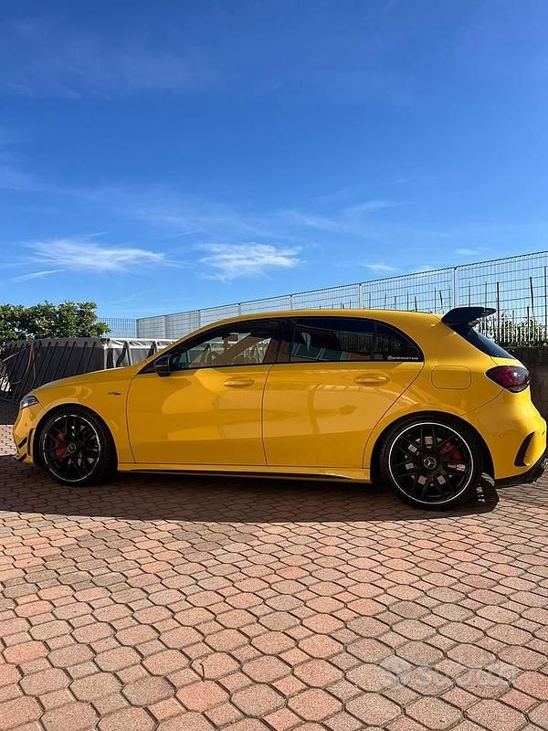 Usata Mercedes A35 AMG AMG 380 CV (279 kW) 2019 Giallo Berlina