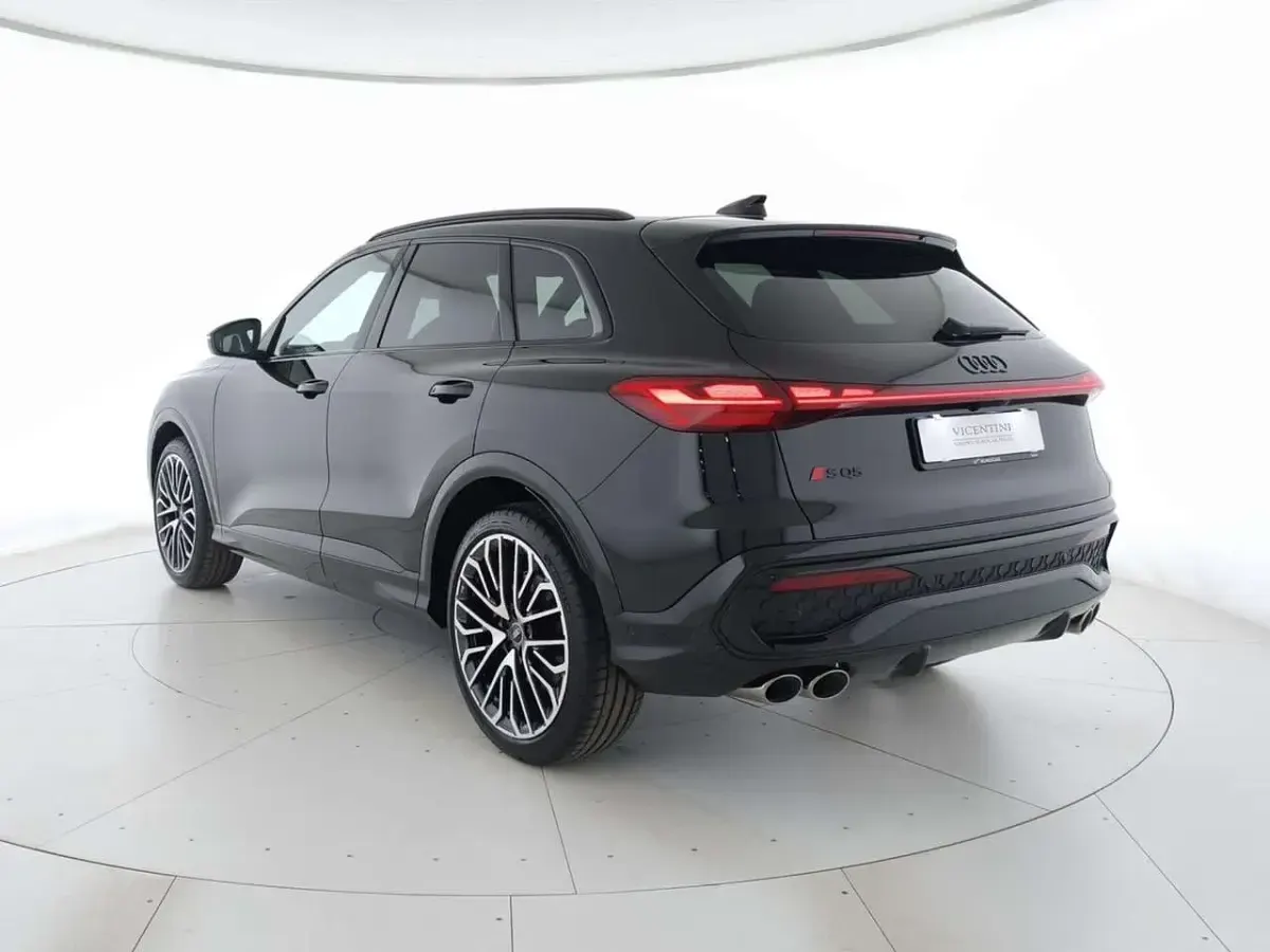 Nuova Audi SQ5 Sport 367 CV (269 kW) 2026 Nero mito metallizzato SUV