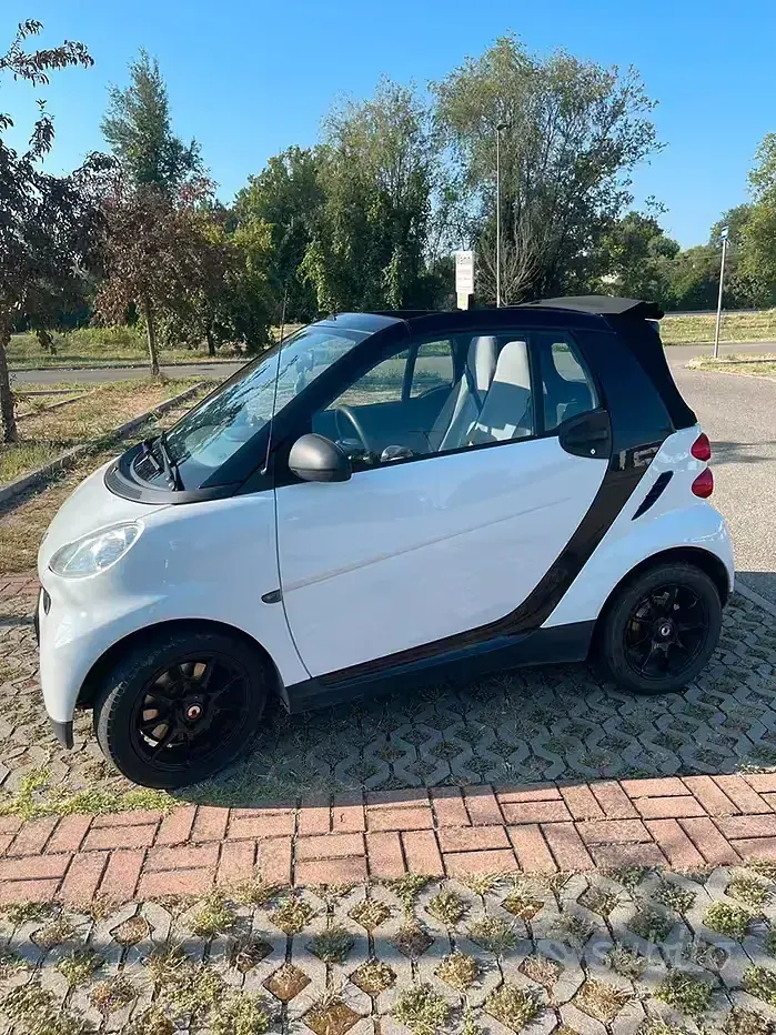 Usata Smart ForTwo Cabrio 71 CV (52 kW) 2010 Bianco Cabrio