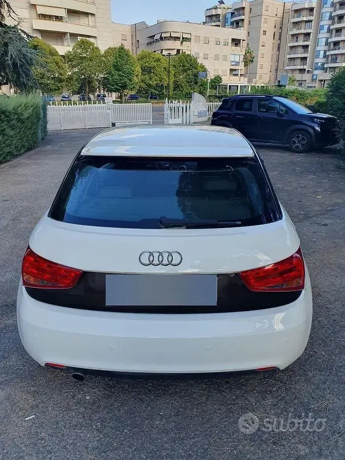 Usata Audi A1 Comfort 82 CV (60 kW) 2013 Bianco Utilitaria