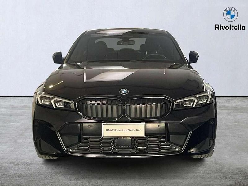 Usata BMW 320 M Sport 190 CV (139 kW) 2025 Black sapphire metallizzato Berlina