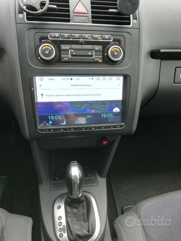 Usata VW Touran 150 CV (110 kW) 2012 Grigio Monovolume