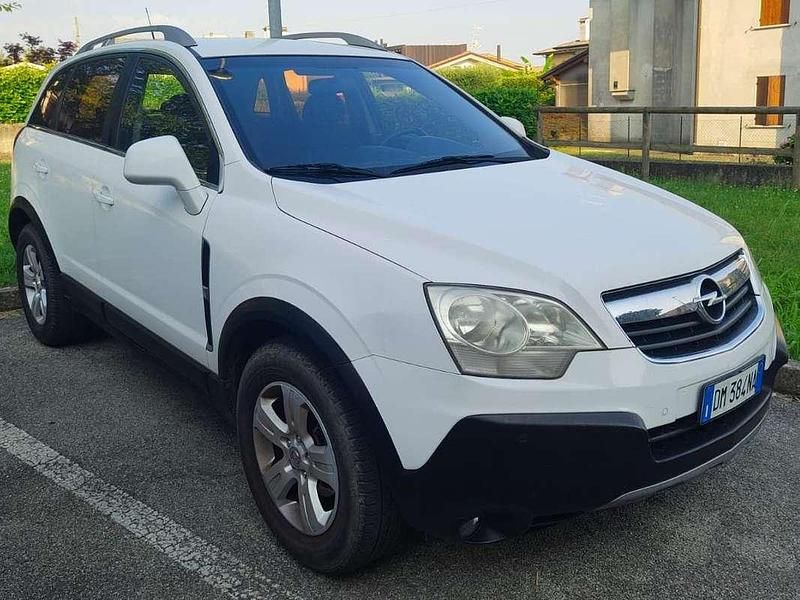 Bianco Usata 2008 Opel Antara Edition SUV | 4000 € (Molto cara) - Immagine 1/4