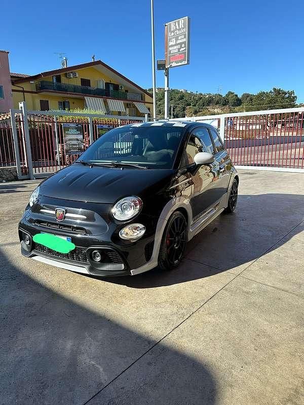 Usata Abarth 695 279 CV (205 kW) 2020 Nero Utilitaria