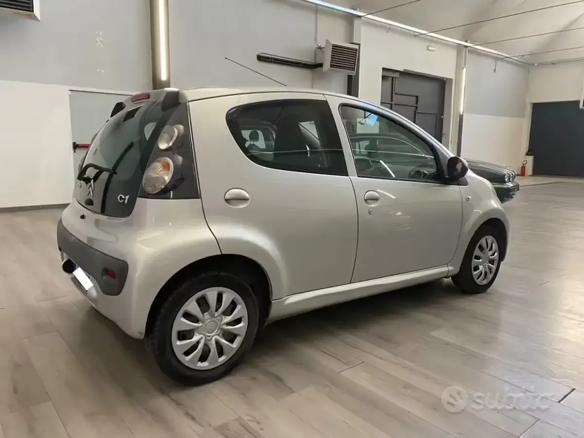 Usata Citroën C1 68 CV (50 kW) 2009 Grigio Utilitaria