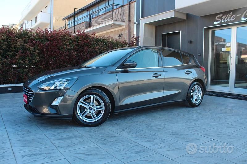 Usata Ford Focus Business Edition 120 CV (88 kW) 2022 Grigio Berlina