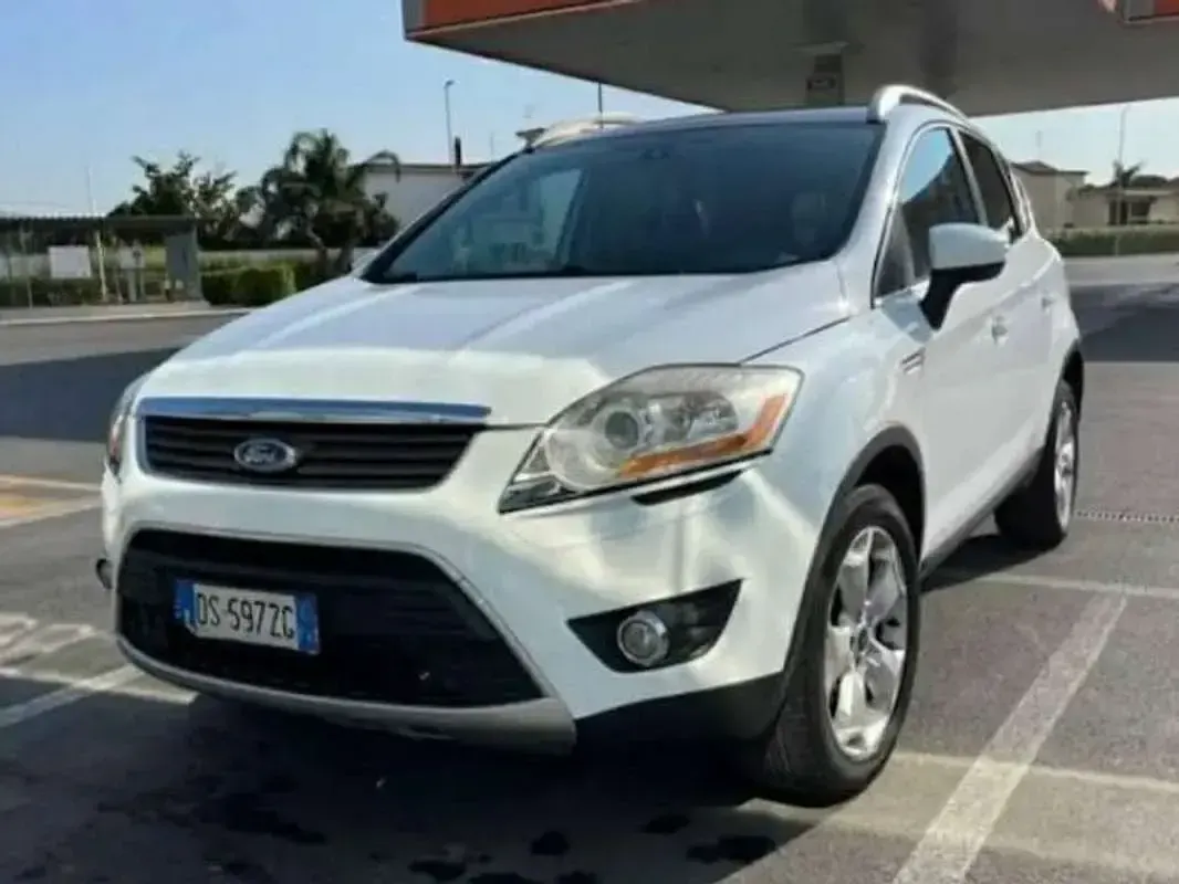 Usata Ford Kuga Titanium 136 CV (100 kW) 2008 Grigio SUV