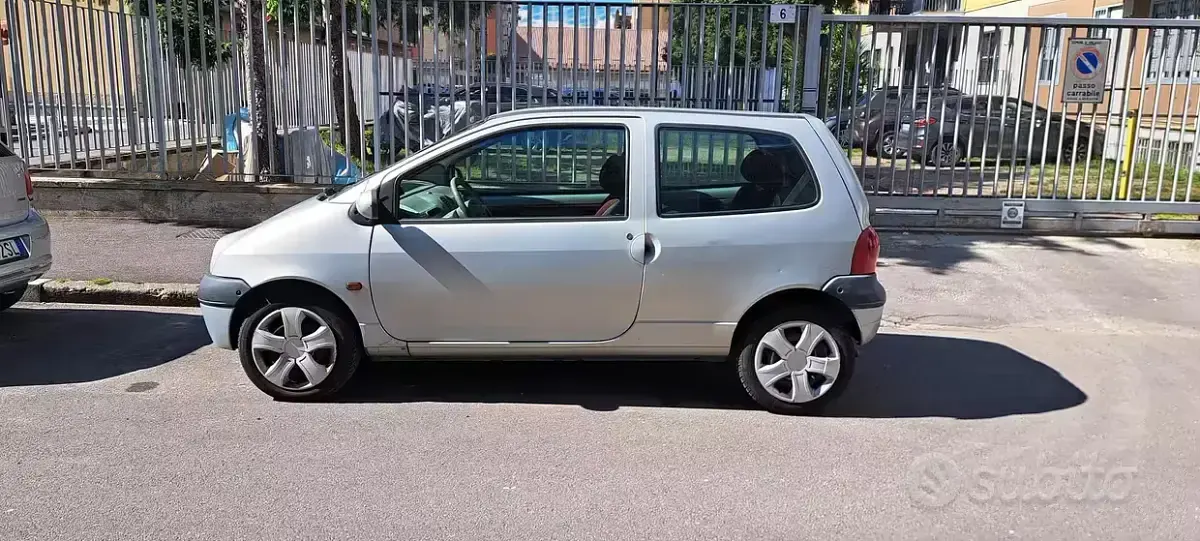 Usado Renault Twingo 58 CV (42 kW) 2001 Utilitario