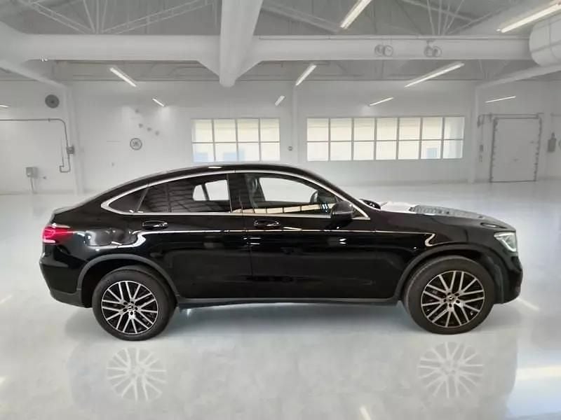 Usata Mercedes GLC300e Business 194 CV (142 kW) 2022 SUV