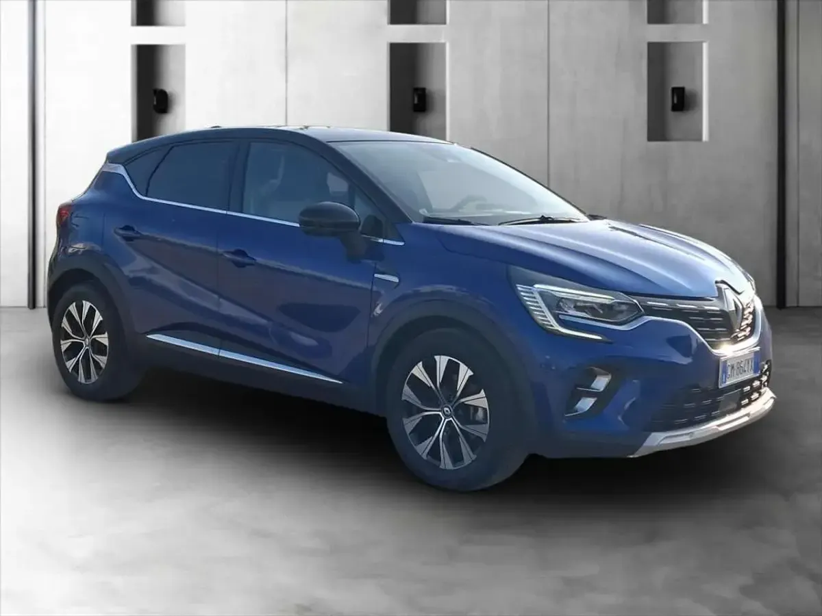Usata Renault Captur Techno 143 CV (105 kW) 2023 Blu SUV
