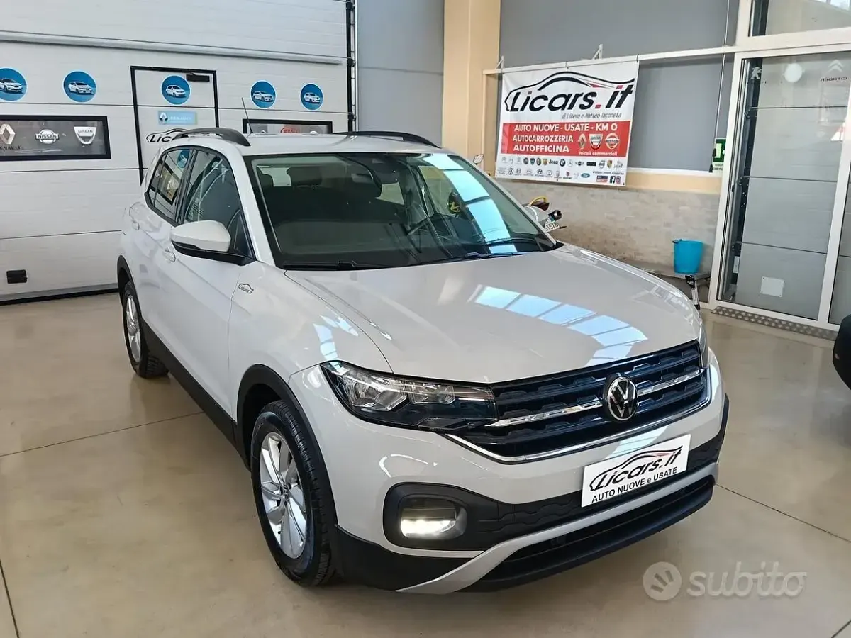 Usata VW T-Cross Life 110 CV (80 kW) 2023 Grigio SUV