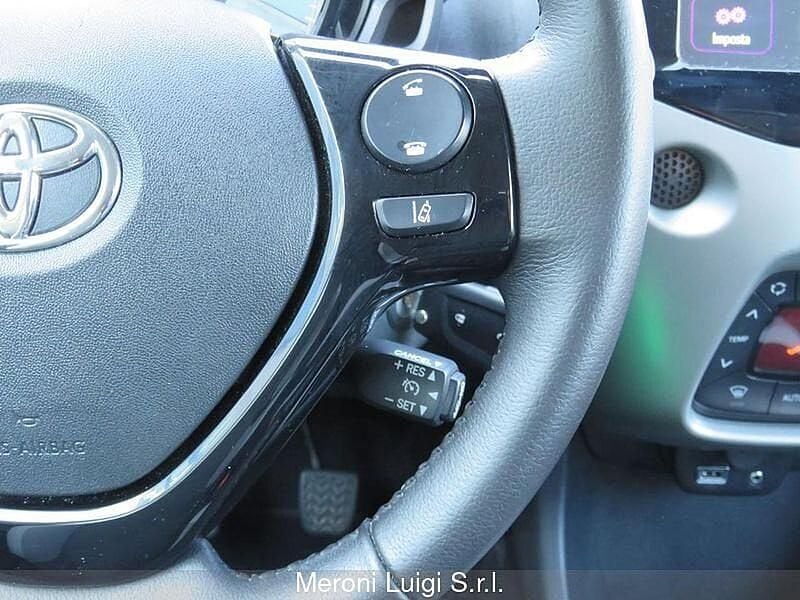 Usata Toyota Aygo X-cite 2018 Argento Utilitaria