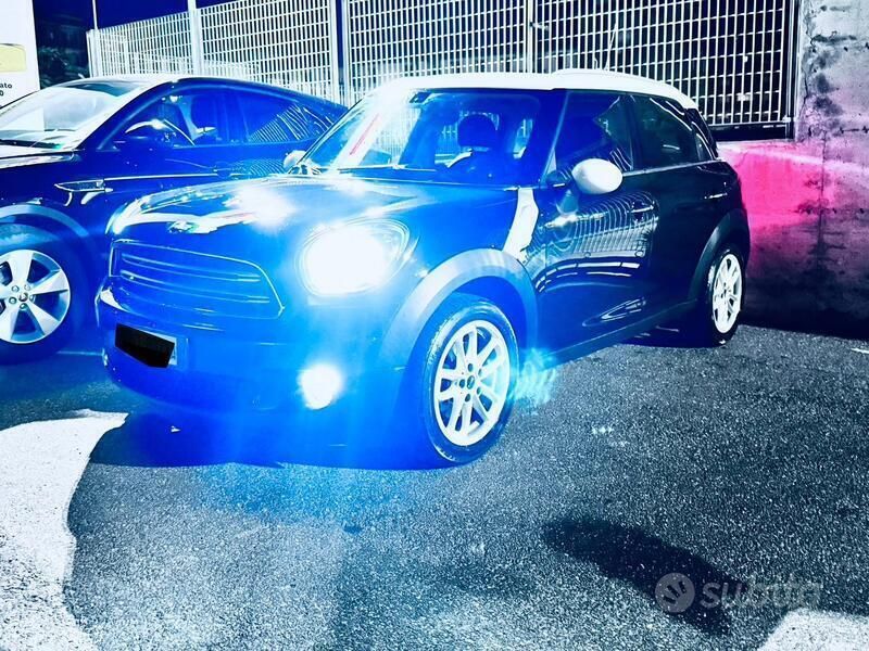 Usata 2016 Mini Cooper Countryman SUV | 12.899 € (Cara) - Immagine 1/4